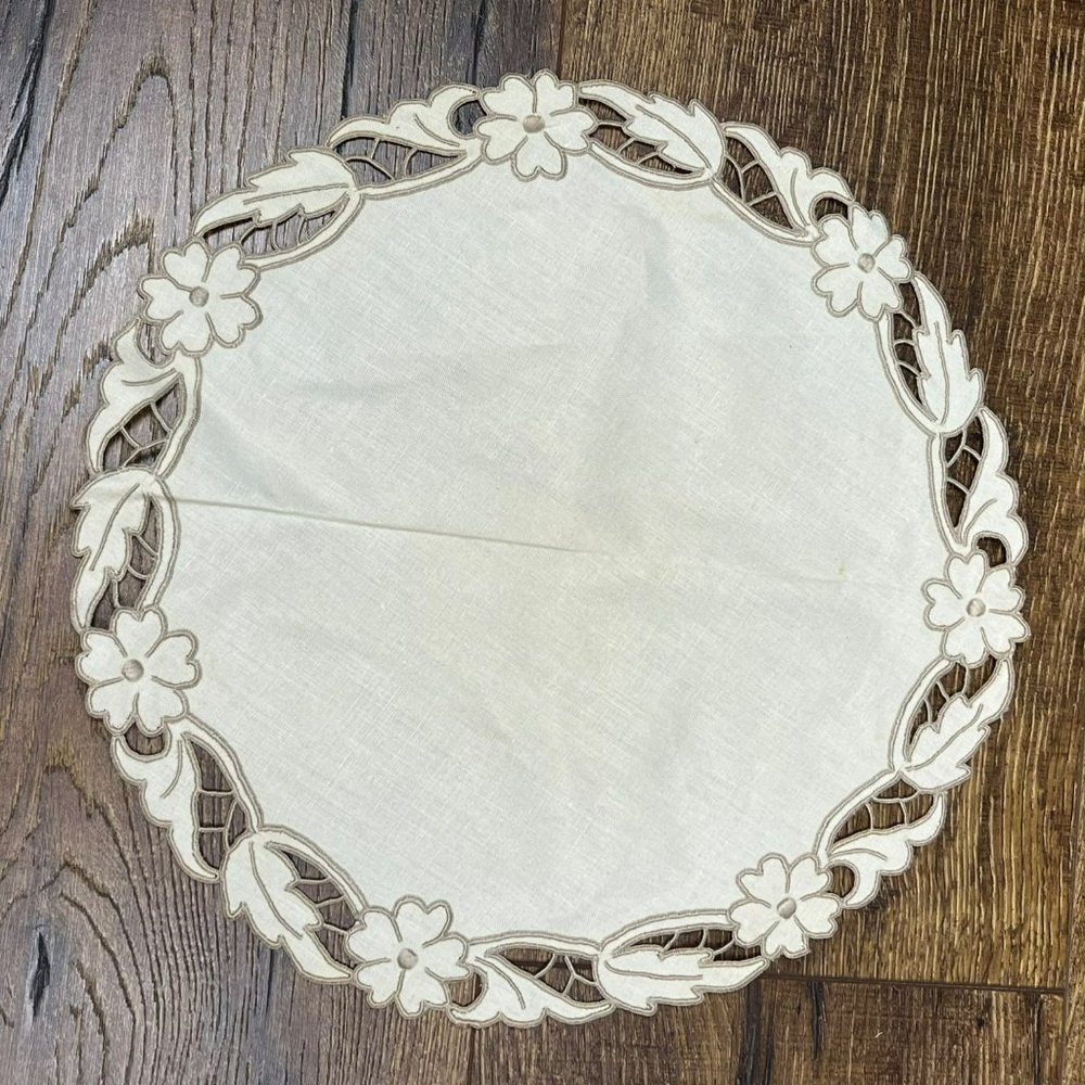 Vintage Round Embroidered Doily Floral Edge Beige 11-3/4"